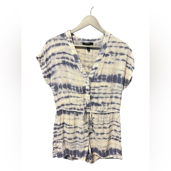 🧡Forever 21 Blue & White Tie-Dye Romper – Size Small - Picture 1 of 3